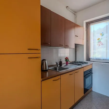 Apartmán And Islands View - Parking, Wi-fi And Netflix Stresa